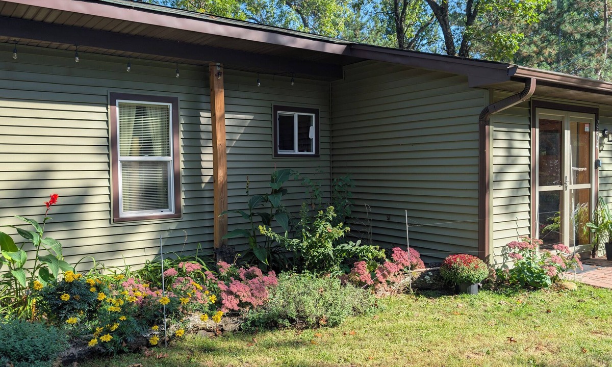 New Chester Cabin | Private and Peaceful Patrick Lake Cabin