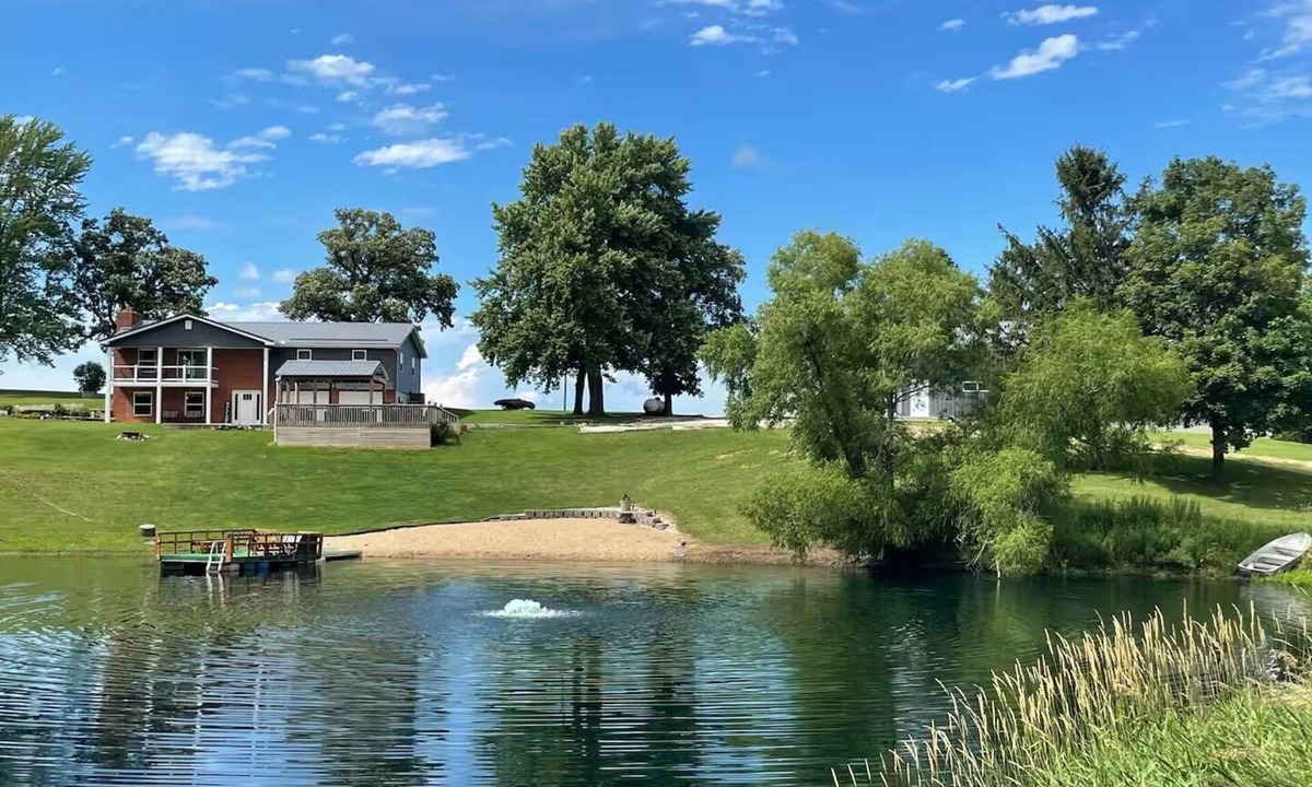Buckingham House | Private Beach Retreat - Spacious 3-Bedroom Hilltop Getaway w/Fishing & Trails