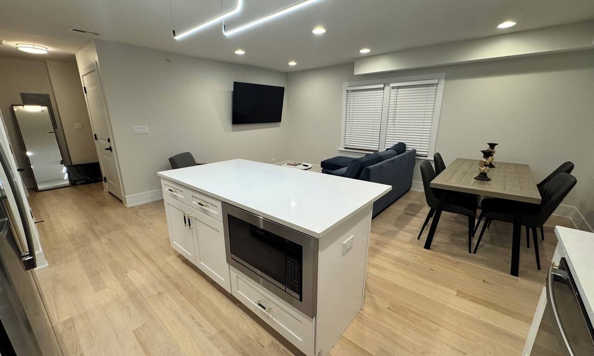 Brookfield Apartment | Private Brookfield Apartment with Free Parking