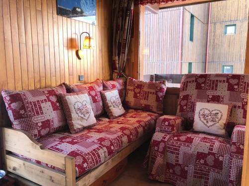 Belle Plagne Apartment | Résidence Onyx - Appartement spacieux et chaleureux · Skis aux pieds · Vue pistes · Avec mezzanine MAE-3354
