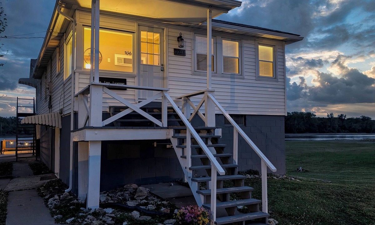Grafton House | River Life Landing - Cozy, Relaxing home along Mississippi River - Grafton, IL