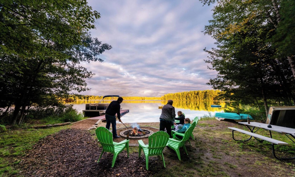 Eagle River House | Sandy Beach, Swim Raft, Fire Pit, AC - Perfect Family Lakehome!