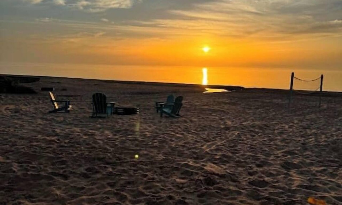 Oscoda Cabin | Seven Shores Retreat Lake Huron All 7 Cabins