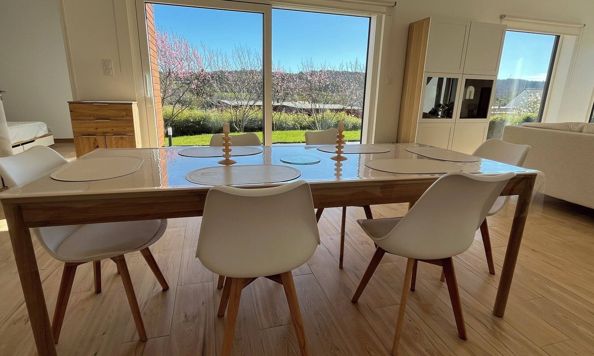 La Forest-Landerneau House | Single-storey wooden house, close to the Elorn river in a quiet area.