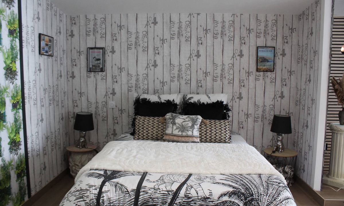 Peyriac-de-Mer Apartment | Spacious apartment with Jacuzzi, garden, Canal Plus and Netflix