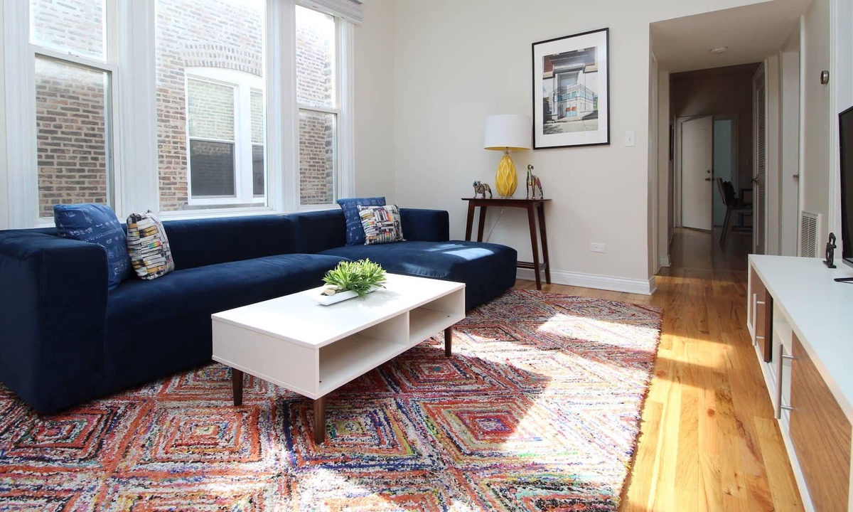 Ukrainian Village Apartment | Steps to Shops, Eats | Easy Access + W&D | Zencity