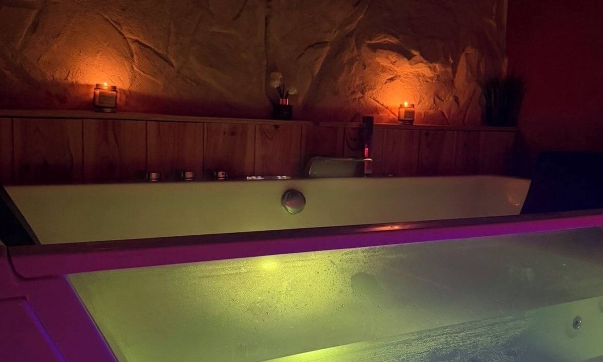 Cussac-Fort-Medoc House | Studio chaleureux, massage et bain