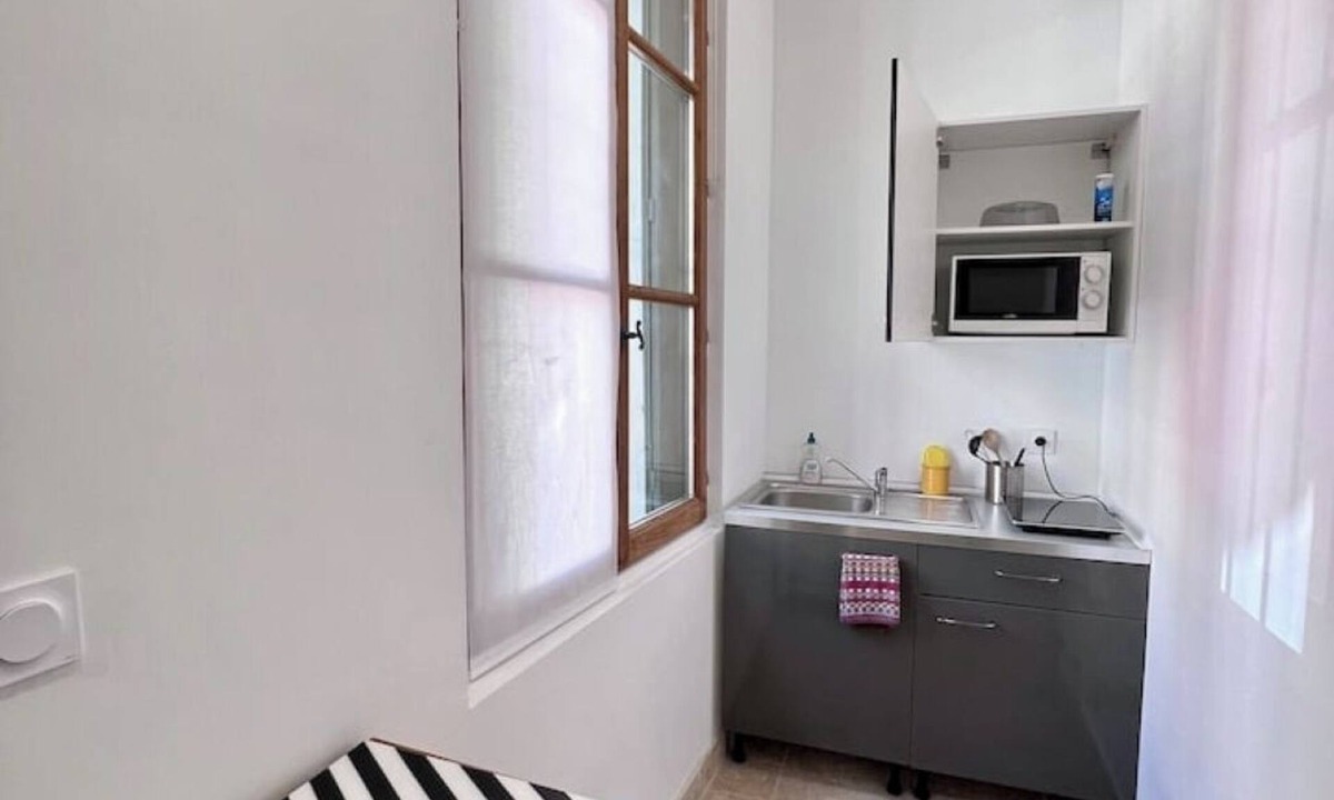 Quartier Administrations Apartment | Studio on terrace
