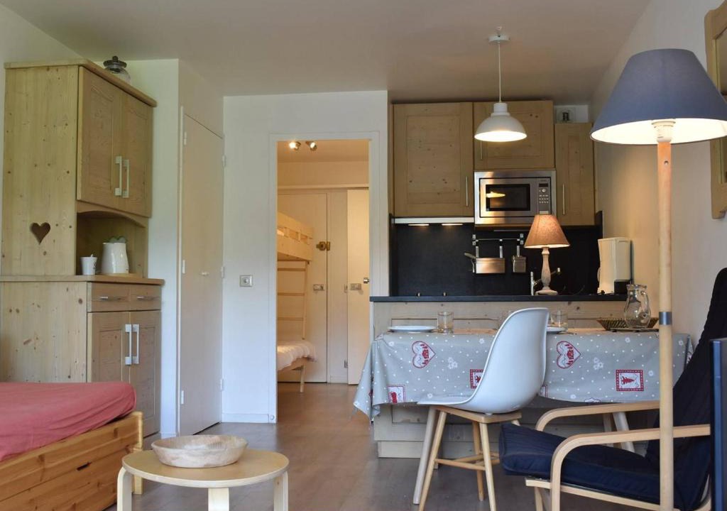 Meribel Centre Apartment | Studio pour 4 personnes à Méribel - Centre avec balcon et parking privé - FR-1-180-206