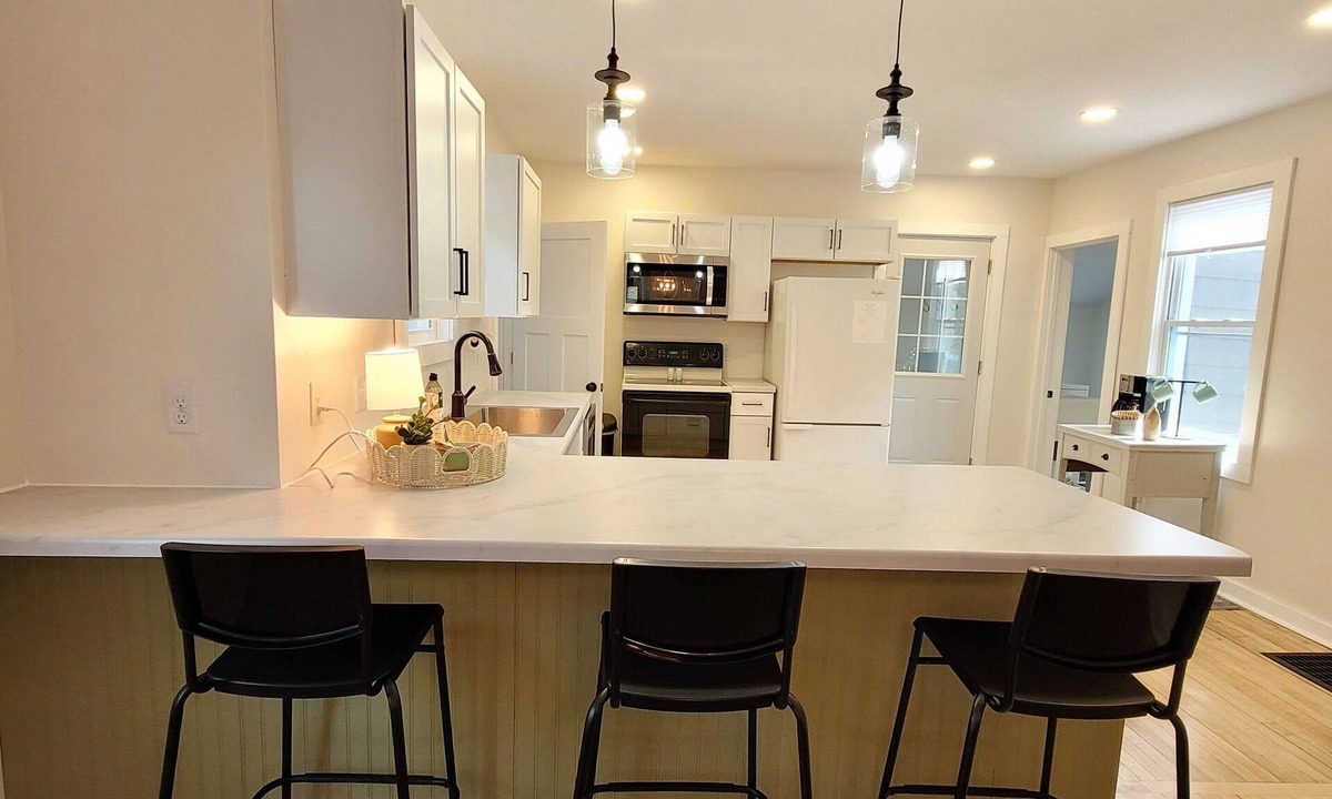 Laurium House | Tasteful, fresh 3BR on quiet street in Calumet