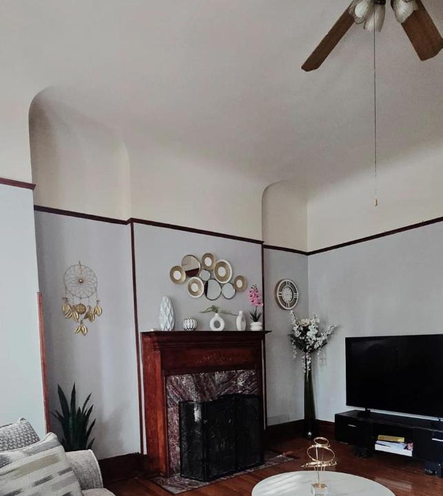 The Gap Apartment | The Mccormick Urban Retreat