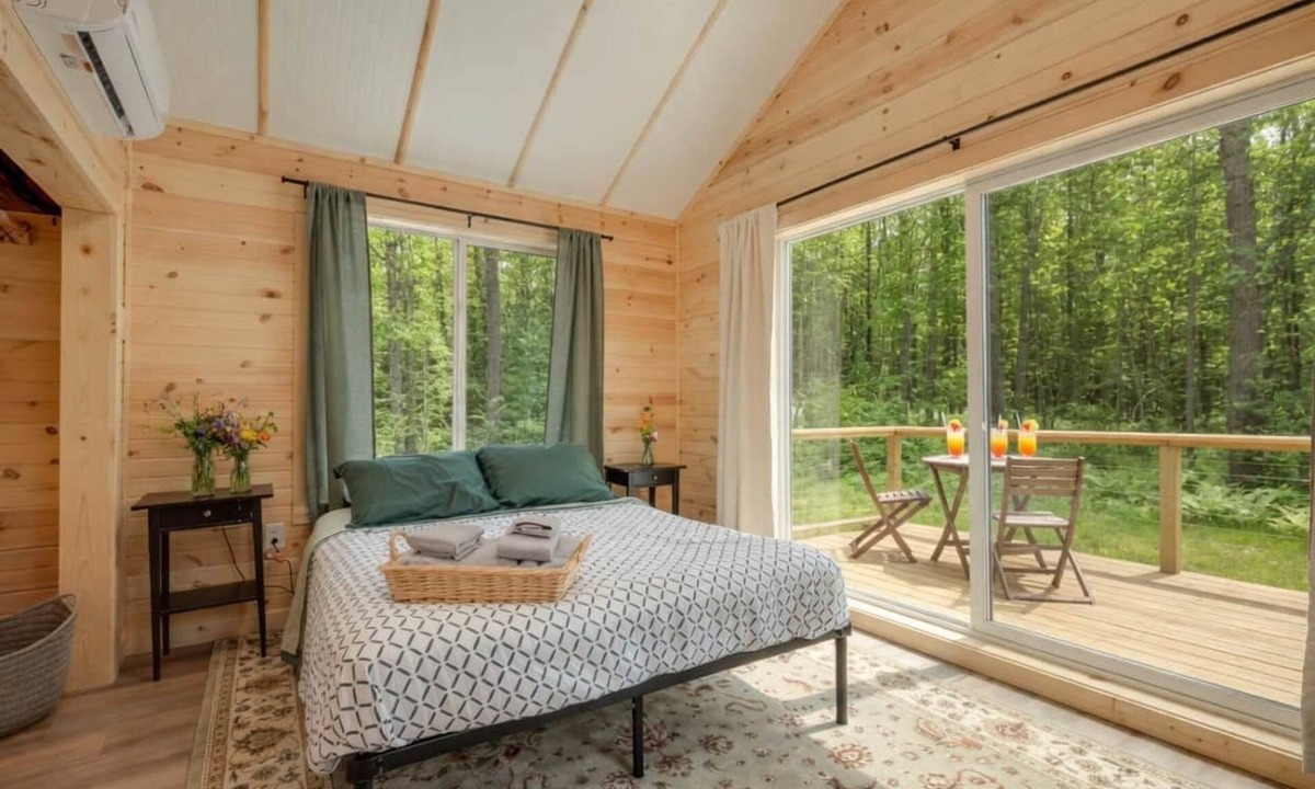Eagle River House | The Outpost