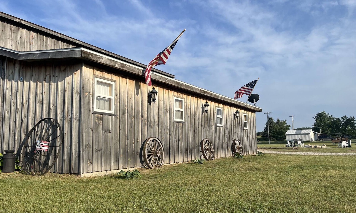 Manton House | The Puffer Ranch nested in the country side with many adventures minutes away!