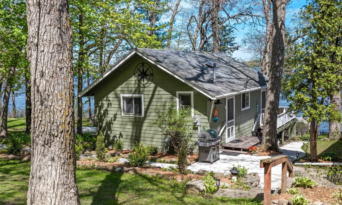 Markesan House | The Tree House on Green Lake WI