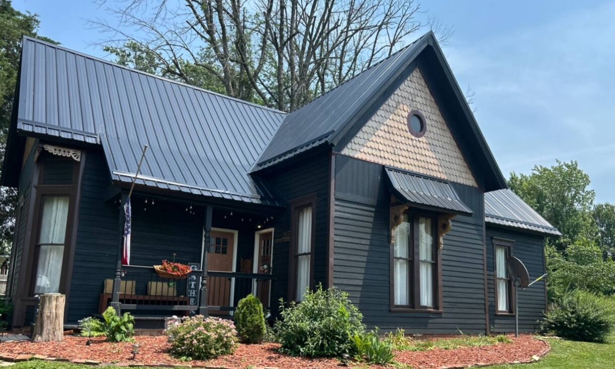 Marshall House | Turkey Run Retreat - Fire Pit - Sauna - Sleeps 12