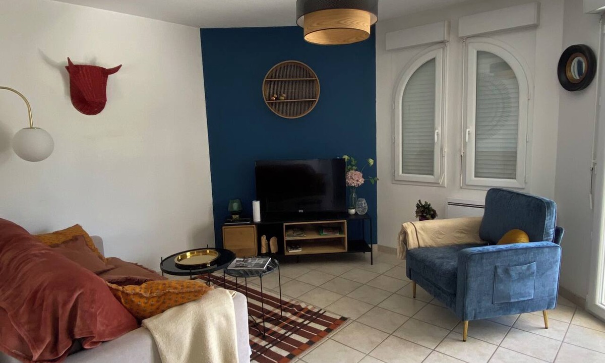 Dax Apartment | Two-bedroom apartment with a covered terrace and private parking, in a quiet location near downtown.