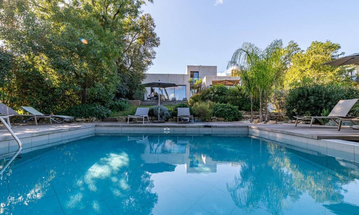 Aiguelongue Villa | Villa with Private Pool, Montpellier