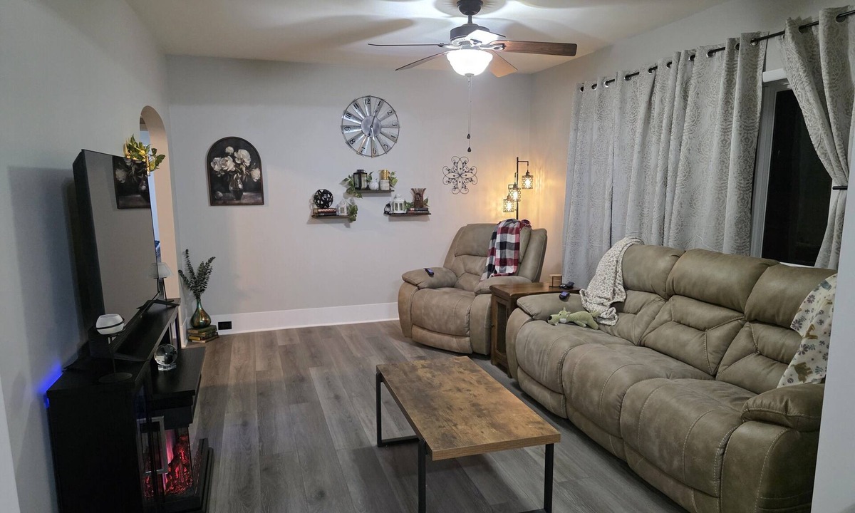 Streator House | Welcome to Starry Night Cottage!