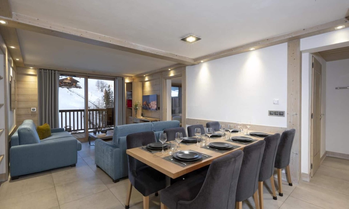 Le Grand-Bornand Apartment | Wifi, 100m from resort center, fitness, swimming pool, sauna, hammam, terrace, balcony, tv