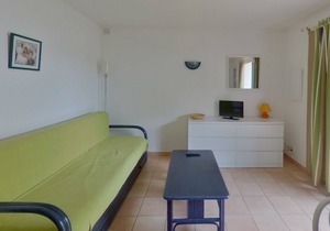 APARTMENT FOR 4 PEOPLE IN RESIDENCE WITH SWIMMING POOL MAS DES MANADIERS