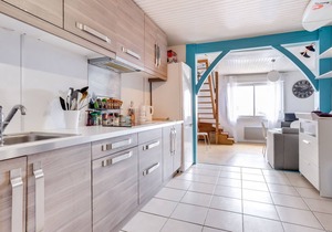 Central Studio with Mezzanine Near Beach