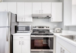 Elegant Streeterville Studio w/Gym, Pool, near Navy Pier, by Blueground
