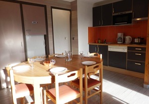 Spacious apartment for 8, near shops and slopes, Avoriaz