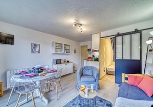 Studio Vostok Zodiaque-84 by Interhome
