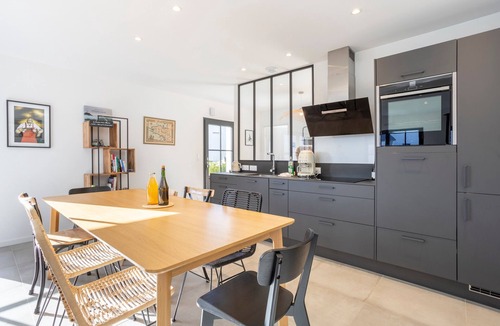 Saint-Guenole House | Ô Vagues de la Torche – Sauna – 300m from Pors Carn Beach – 4 Bedrooms
