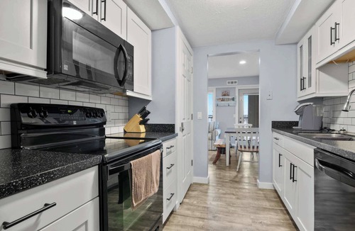 Elk Rapids Condo | #01 ELK RAPIDS BEACH CONDOMINIUM