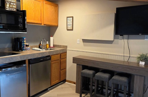Mancelona Condo | 1 bdrm. 1 bath. NEW mattress, MOUNTAIN VIEW! Close to Lakes, Pool.