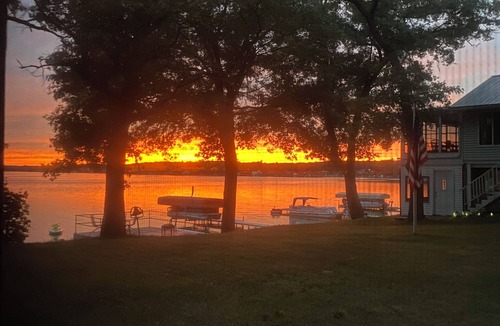 Newaygo Apartment | 1-bedroom WATERFRONT Apartment on Hess Lake with excellent swimming.