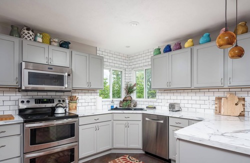 Holland House | 1 Happy Acre