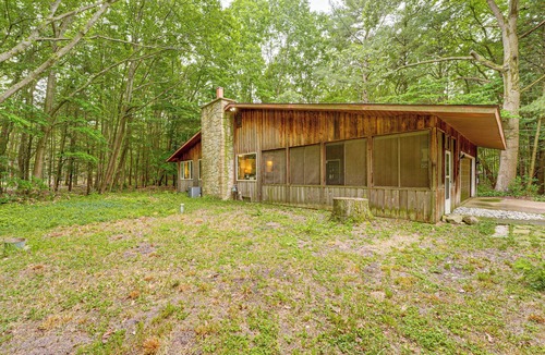 Whitehall Cabin | < 1 Mi to Lake Michigan: Peaceful Cabin w/Yard!