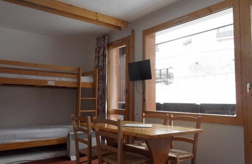 Belle Plagne Apartment | 100m from resort center, 3rd floor, balcony, tv, 23m², La Plagne