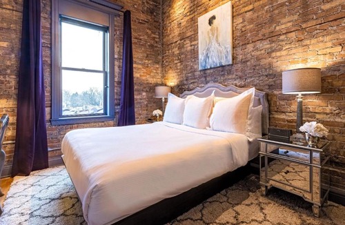 West Dundee Apartment | 124 Lofts - Downtown Dundee - Walk to Dining