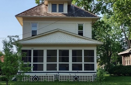 Oshkosh House | 1910 Family Home near Lake Winnebago, available for EAA