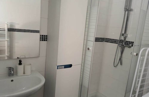 Le Blanc-Mesnil Apartment | 2 Bedroom unit in front of Le Bourget airport