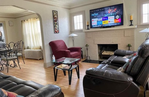 Waukegan Apartment | 2 BR Apt near Great Lakes Naval Base and 6 Flags