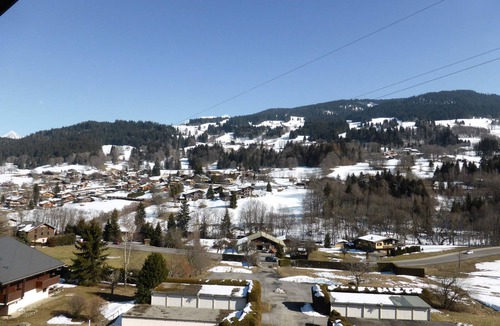 Demi-Quartier Apartment | 2-room apartment with mezzanine, 7 pax, near Megève, with parking