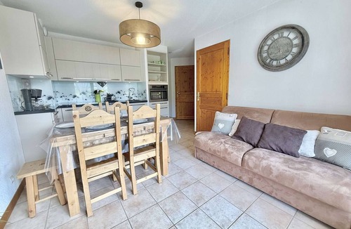 Praz-sur-Arly Apartment | 2-room cabin apartment in Praz-sur-Arly - 6 people with parking