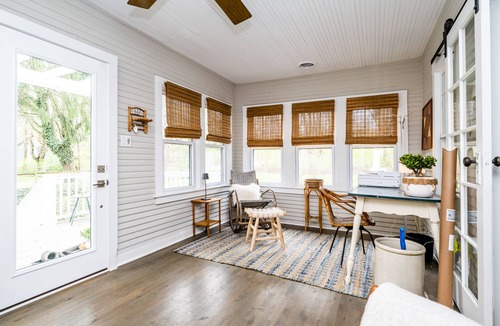 Lakeside Cottage | (2027 OPEN!) LAKESIDE HOME WITH PRIVATE POOL and ASSOCIATION BEACH!