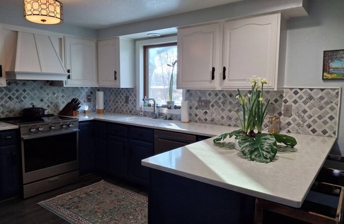 Oshkosh House | 3-bedroom, 2.5 bath home in lovely Oshkosh ready to enjoy during EAA AirVenture