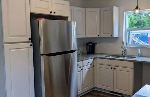 Central Lake House | 3 Bedroom 5 Minutes from Torch Lake/15 From Shanty Creek/30 From Boyne