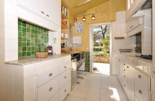 Cabris House | 3 bedroom accommodation in Cabris