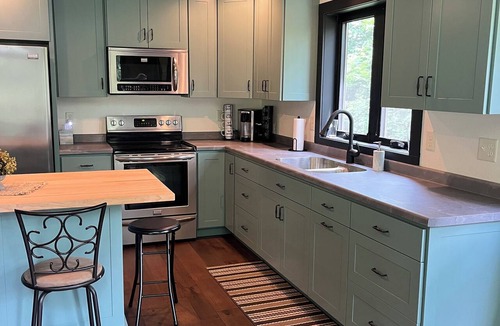 Chatfield Cabin | 3-bedroom cabin in beautiful chosen valley of Chatfield.