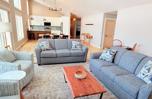 Fish Creek House | 3-bedroom home minutes from Fish Creek