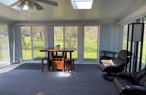 South Haven House | 3-bedroom vacation home just 7 minutes to Lake Michigan with hot tub