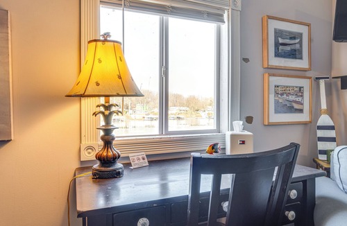 Monticello Apartment | 3 Mi to Dtwn Monticello! Waterfront Studio Getaway