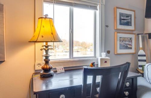 Monticello Apartment | 3 Mi to Dtwn Monticello! Waterfront Studio Getaway